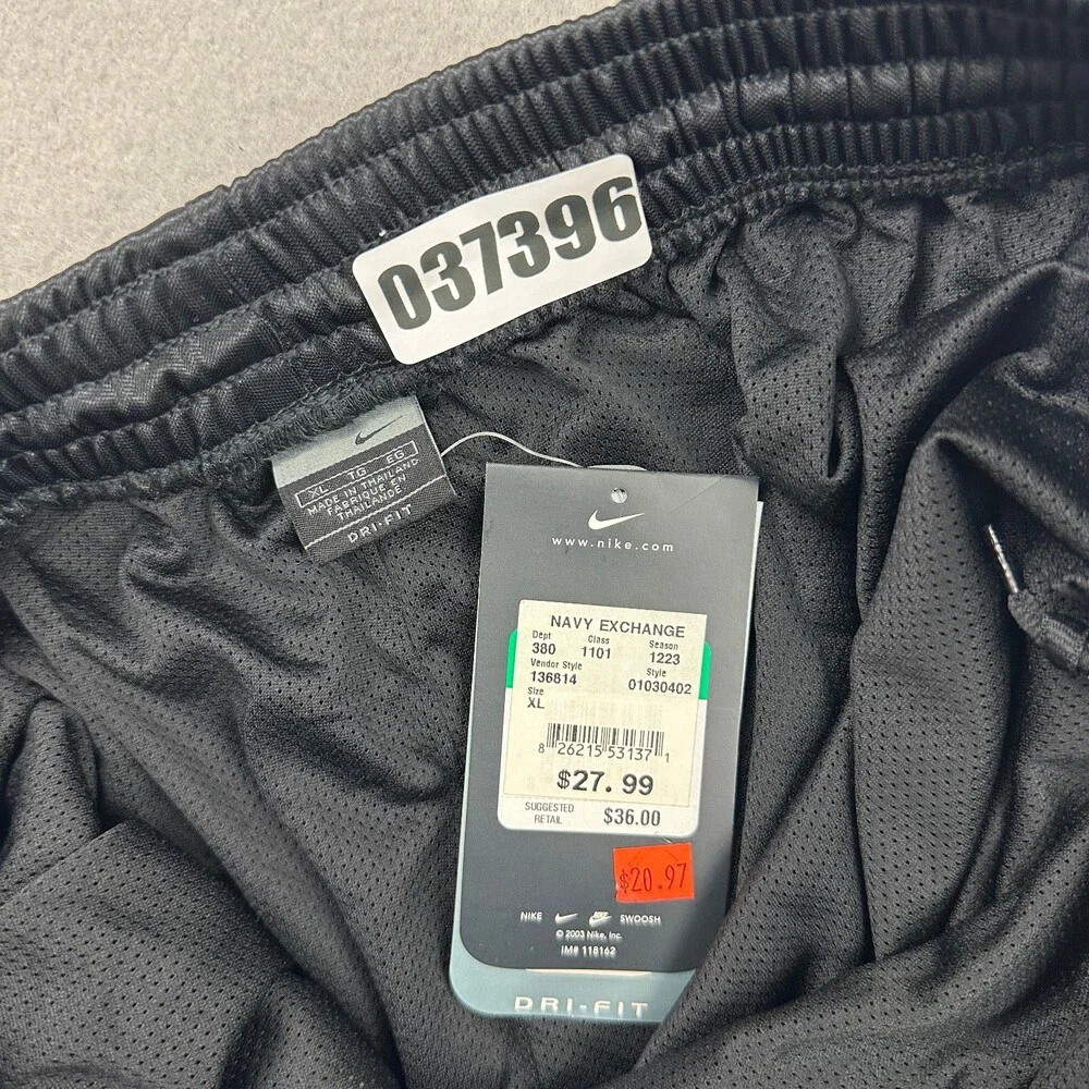 Nike Shorts Men Extra Large Black Basketball HoopTechMesh Swoosh Star Logo